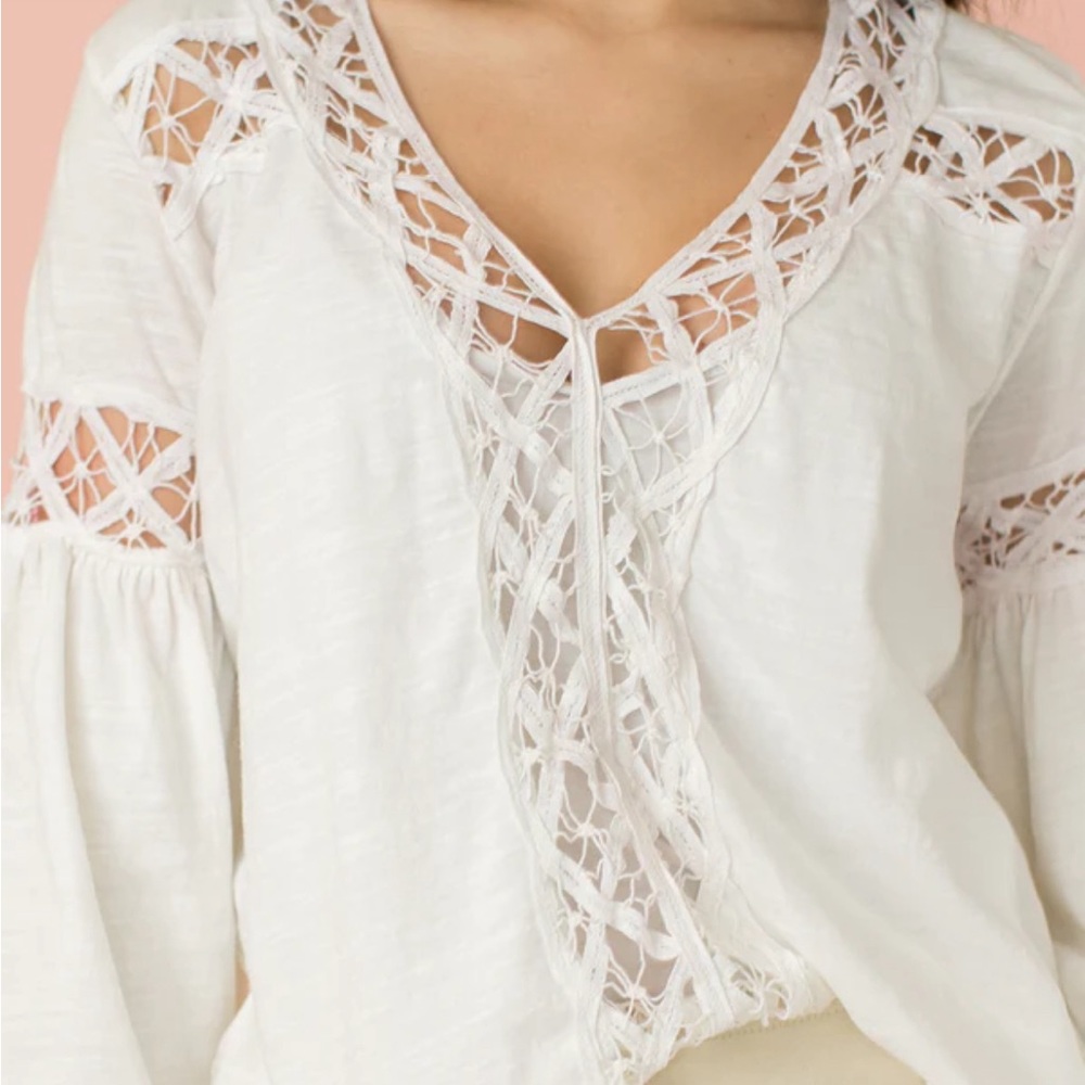 Beautiful Joyfolie white, long-sleeve top. New, with tags.